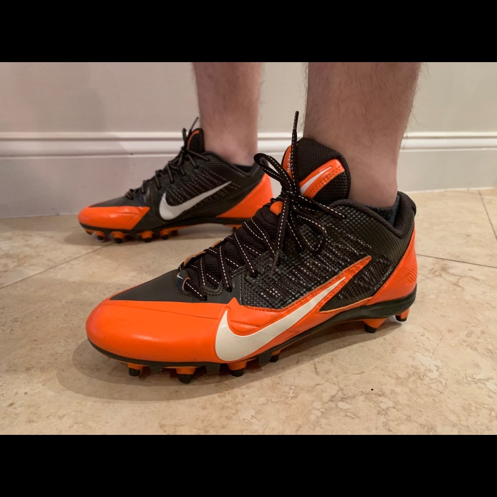 Men Cleats — Nike